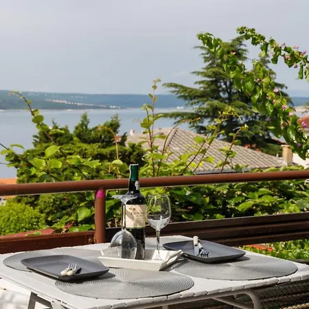 Charmante In Fuer 2 Personen By Interhome * Crikvenica
