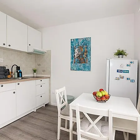 Appartement Charmante In Fuer 2 Personen By Interhome