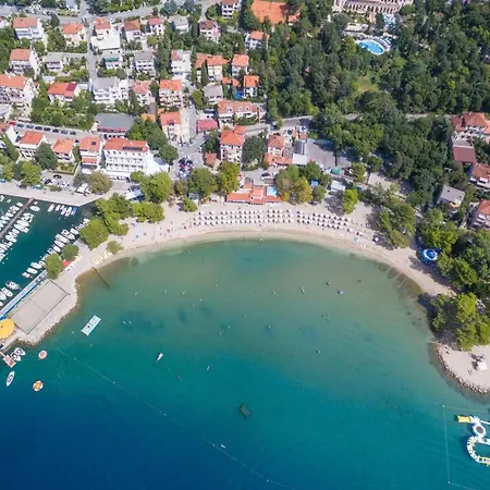 Charmante In Fuer 2 Personen By Interhome Crikvenica