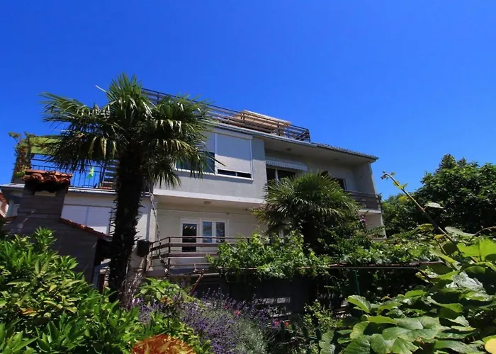 Apartment Charmante In Crikvenica Fuer 2 Personen By Interhome