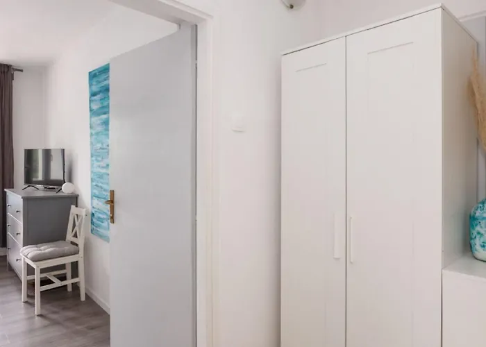 Apartment Charmante In Crikvenica Fuer 2 Personen By Interhome *